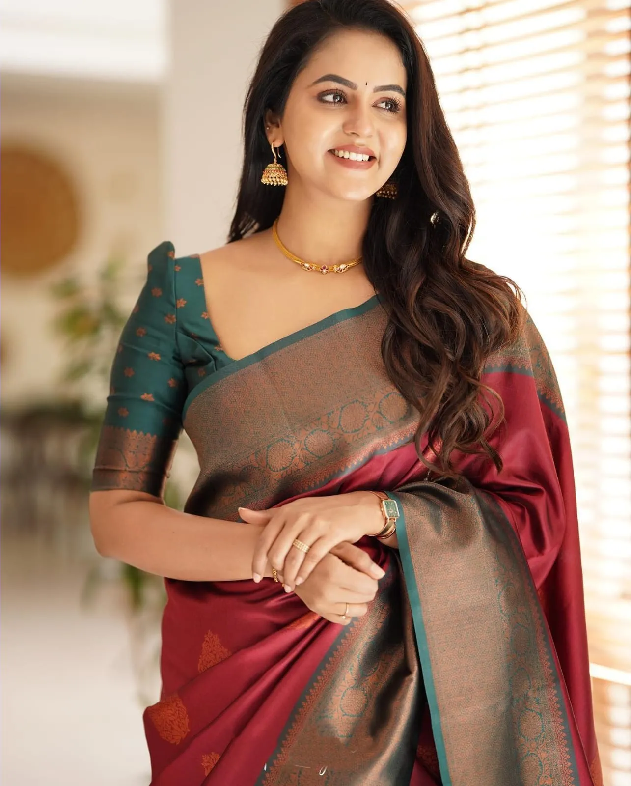 Artistic Maroon Soft Silk Saree With Splendorous Blouse Piece