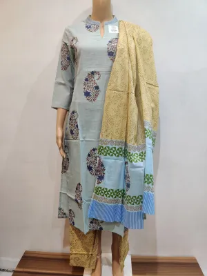 Ixora Kurta pant dupatta set