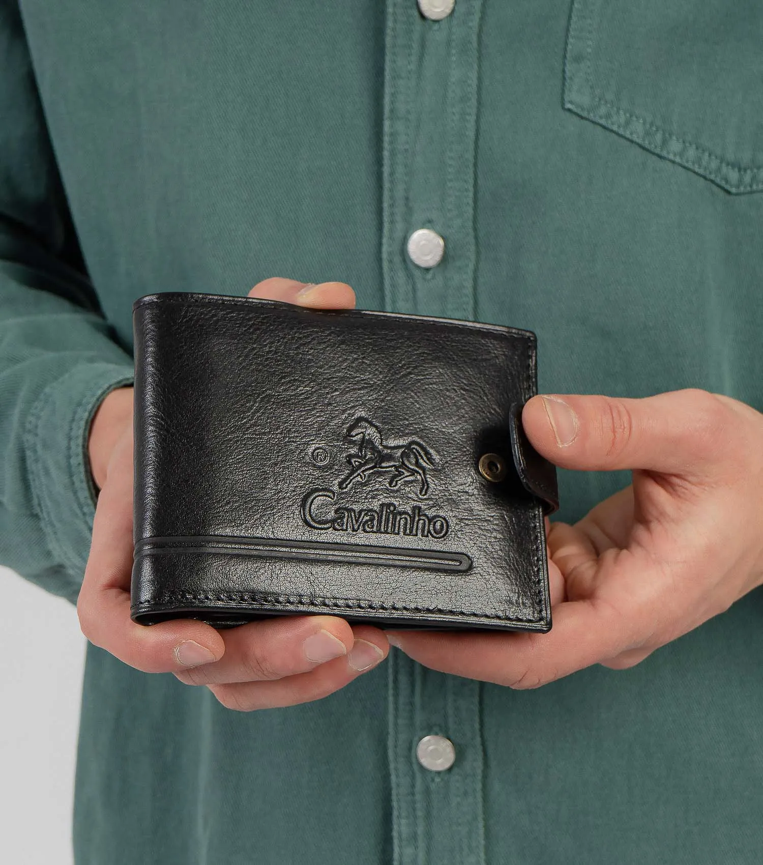 Men's Trifold Leather Wallet