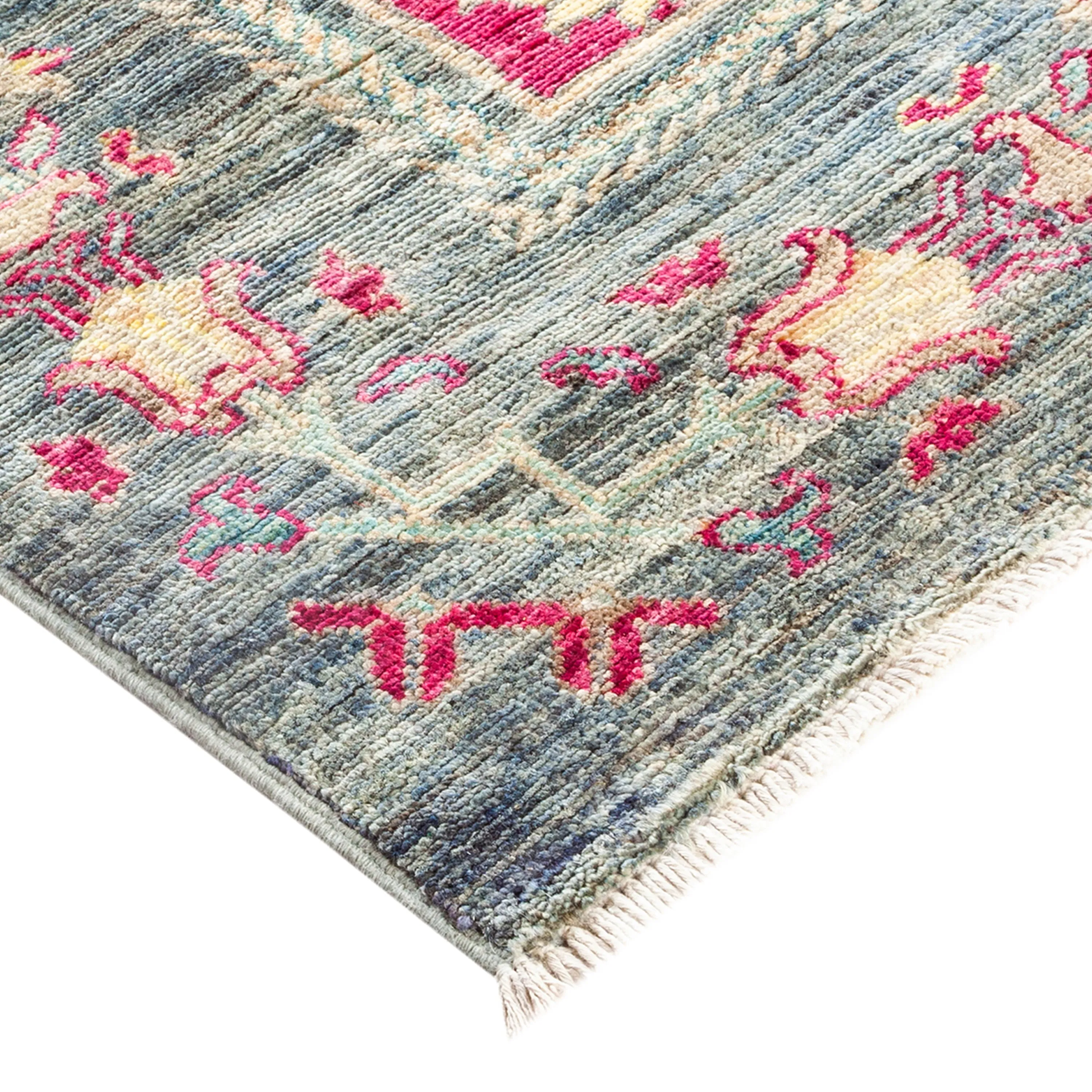 Pink Traditional Serapi Wool Rug - 6'8" x 9'4"