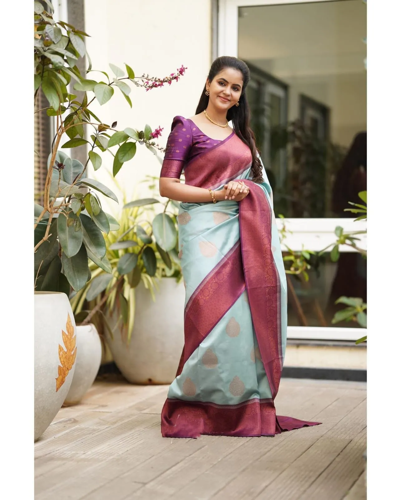 Sempiternal Sky Soft Silk Saree With Denouement Blouse Piece