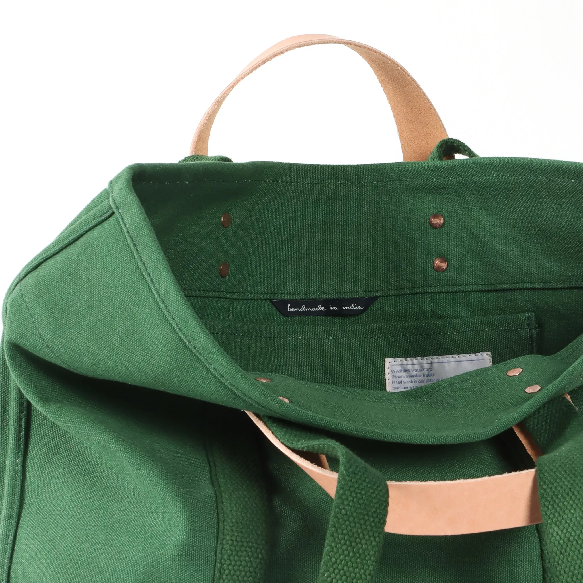 Small East West Tote | Pine