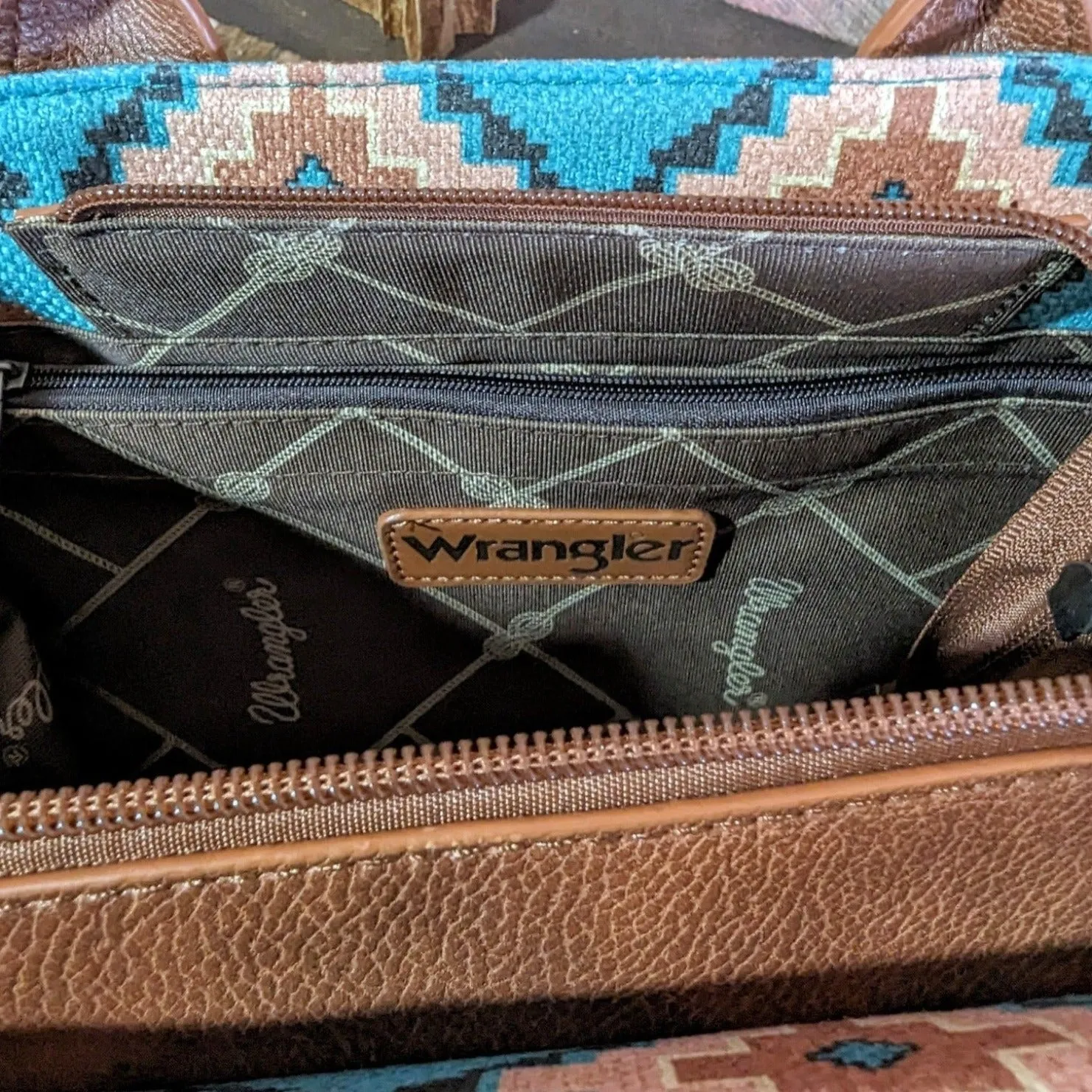 Southwestern Crossbody Purses by Wrangler WG2202