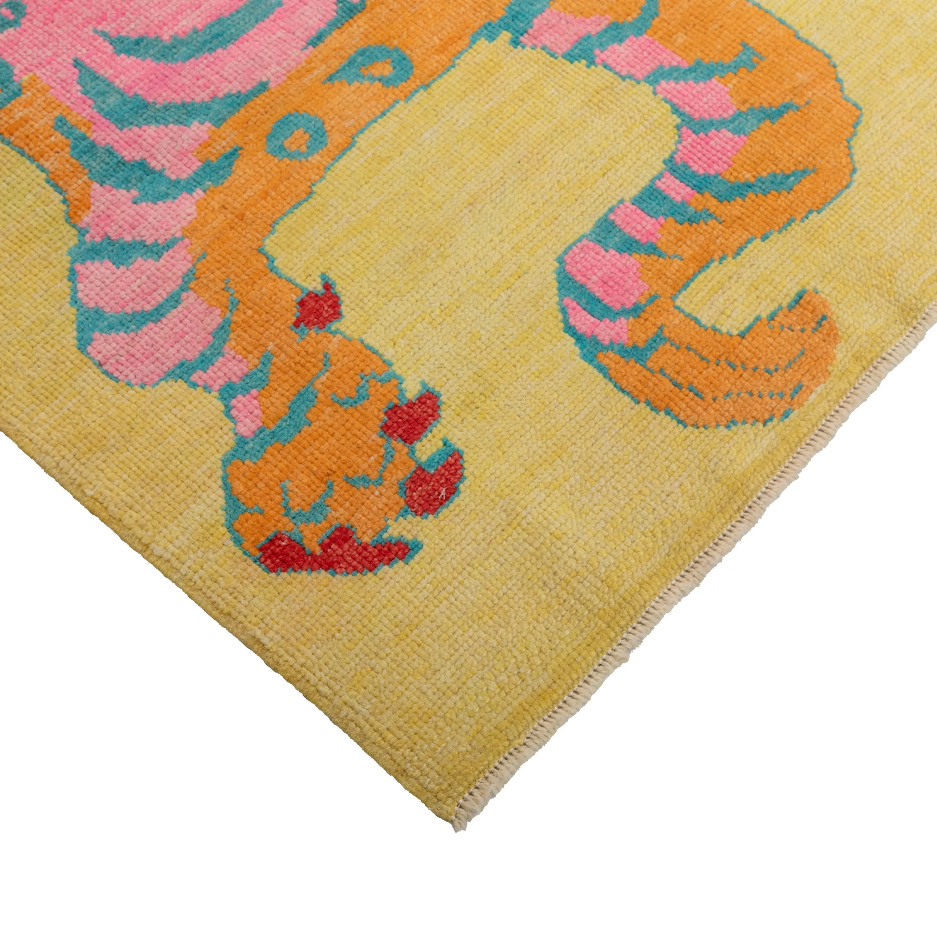 Yellow Contemporary Tiger Wool Rug - 4'1" x 6'4"